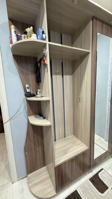 Продается прихожая срочно!