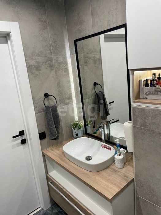 Береке мкрн 4 комн 133кв. С ремонтом