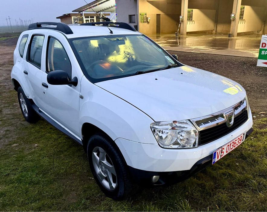 Dacia Duster motor 1.5 Diesel Volan dreapta 80000 Mile