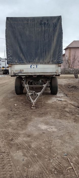 Прицеп сотилади.