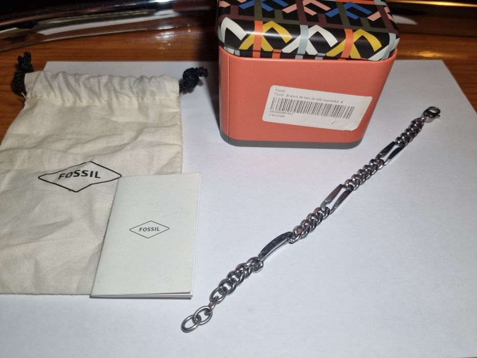 Bratara barbati fossil