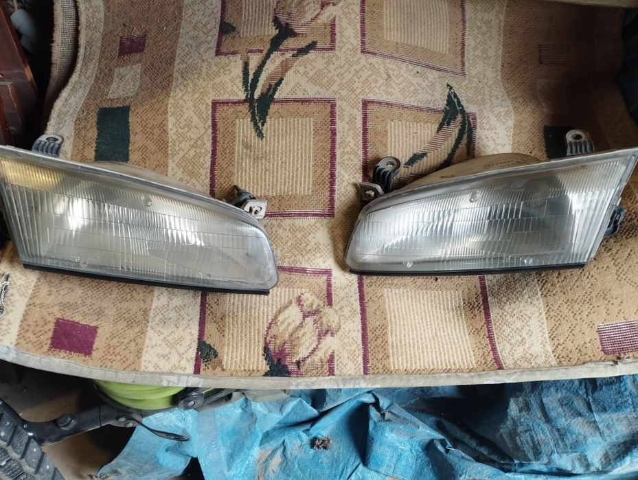 Передние Фары DEPO на Камри 20 Американец