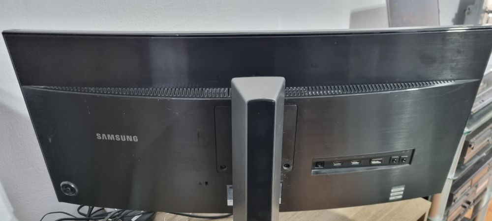 Monitor Samsung 29", S29E790C, ecran curbat, rezolutie 2560x1080