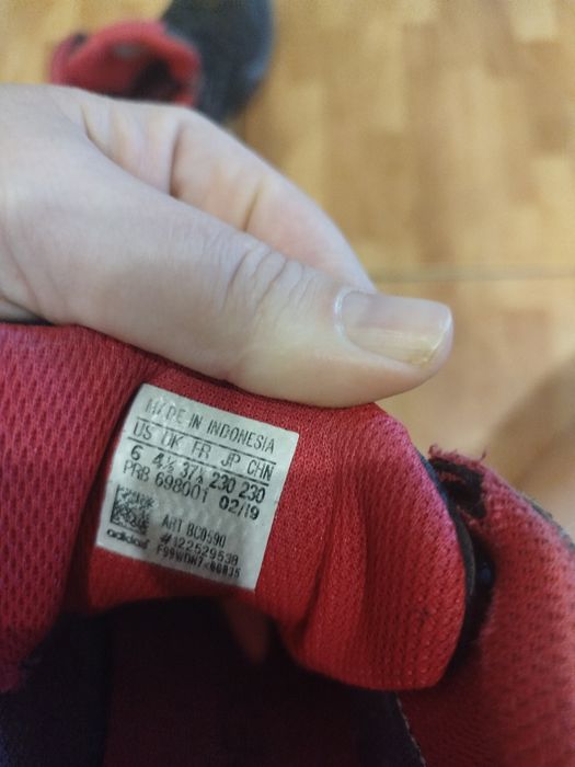 Ботинки Адидас оригинал