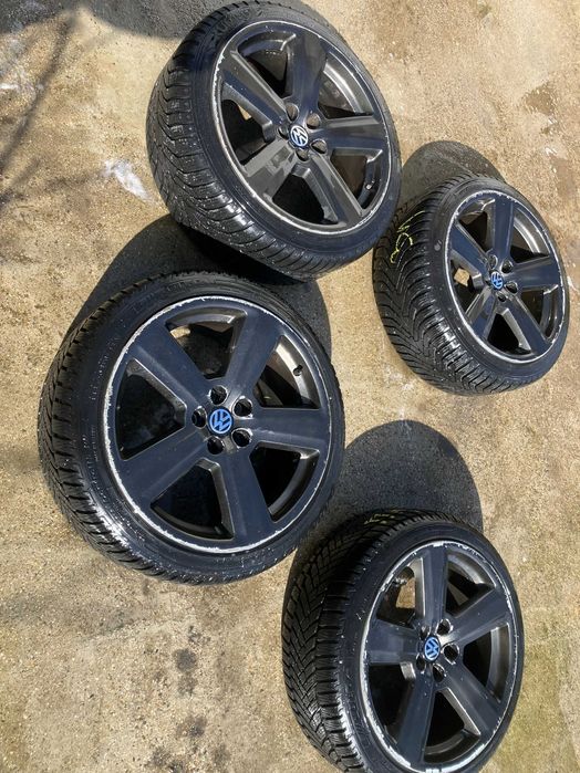 джанти 18 цола, 5по112 VW с нови зимни гуми