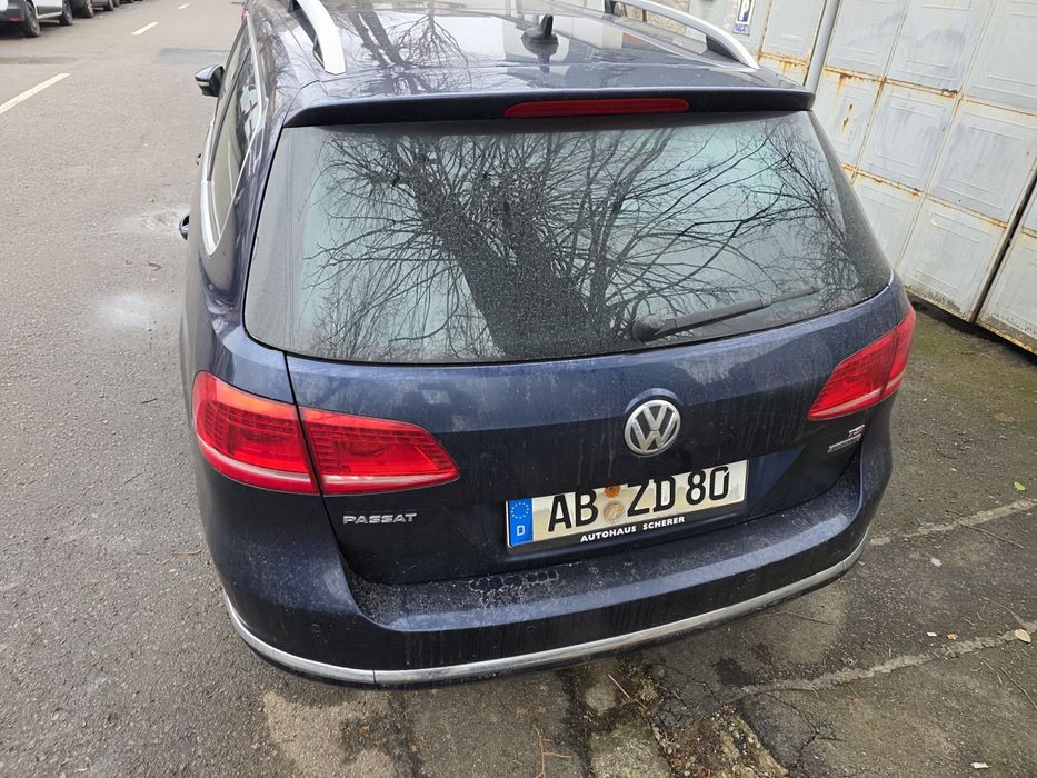 Dezmembrez vw Passat b7 1.4 tsi motor CDGA dsg xenon bord piele