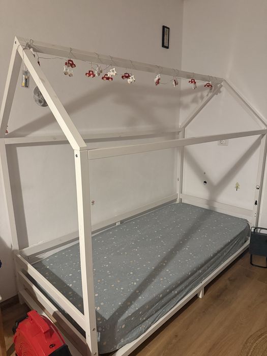 Vand pat căsuță montessori