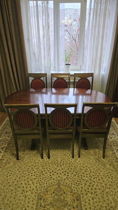 Стол раздвижной из дерева