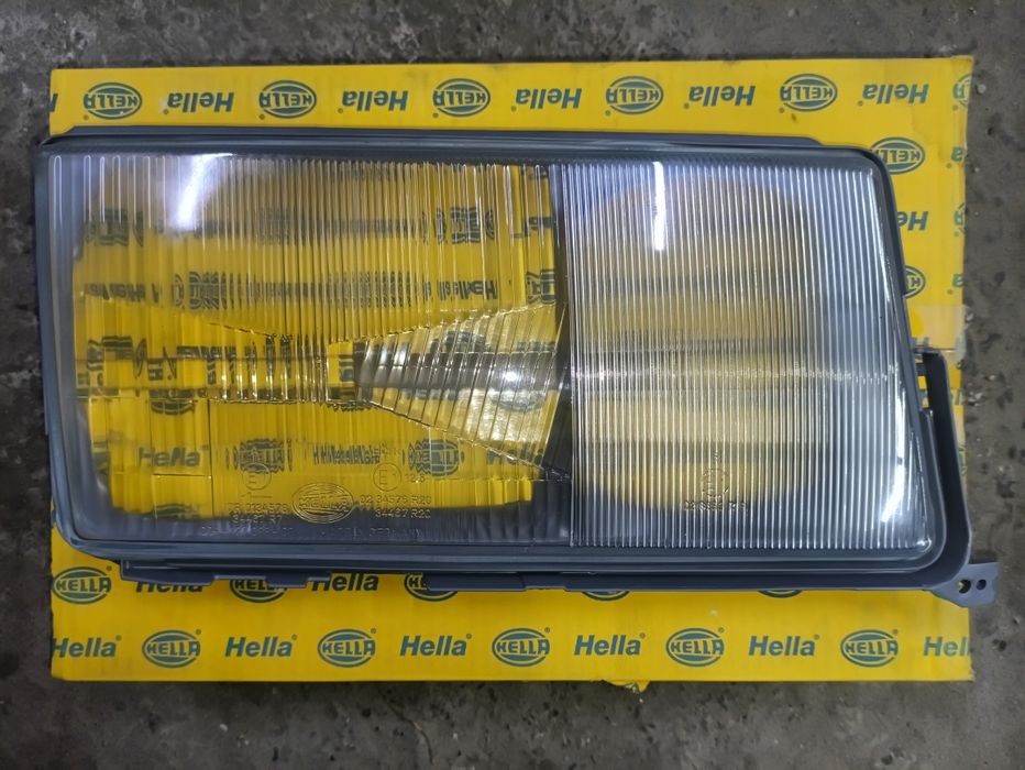 Стекло на фары R Mercedes-Benz 190 (W201) выпуска 1982–1993