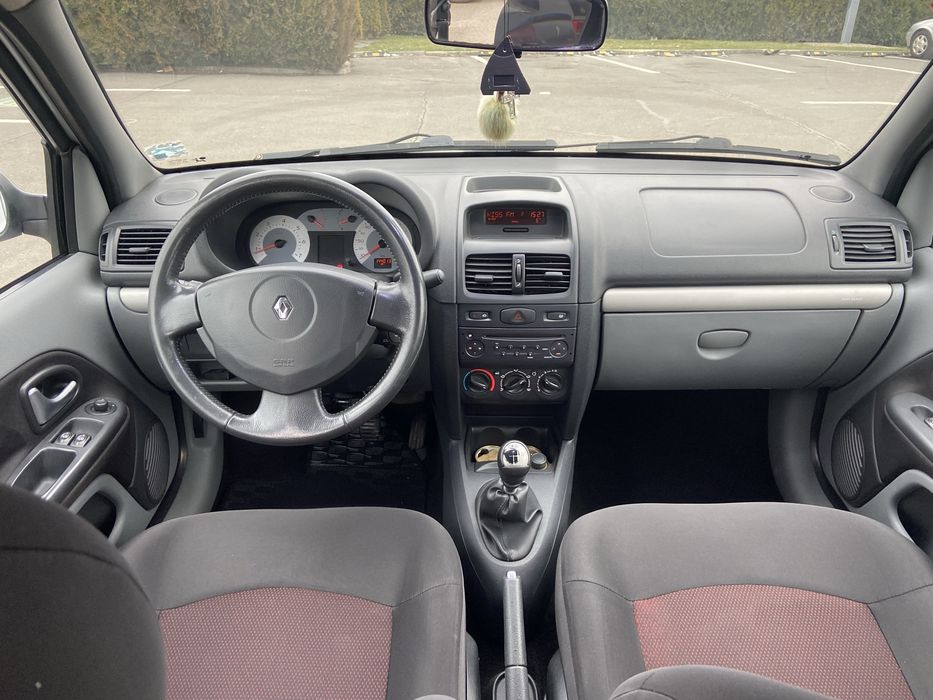 Renault Symbol 2008 - FULL - 1.4i - Aer Conditionat