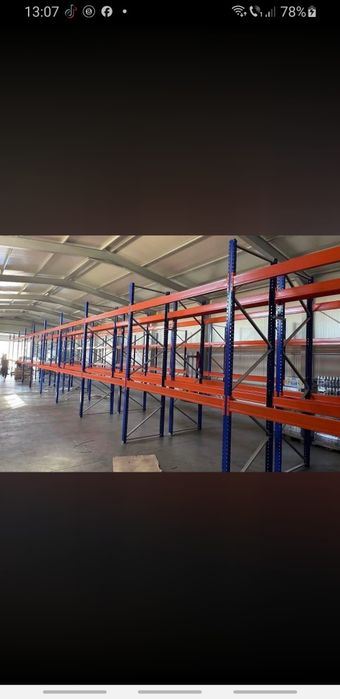 Avem pe stoc rafturi metalice  industriale reglabile