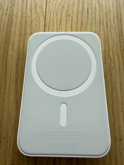 Apple MagSafe Battery Pack