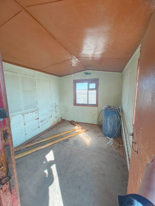 Продам жилой вагон 3м*9м