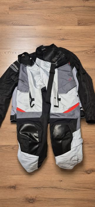Costum moto Alpinestars
