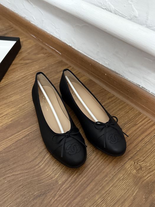 Черные балетки Chanel