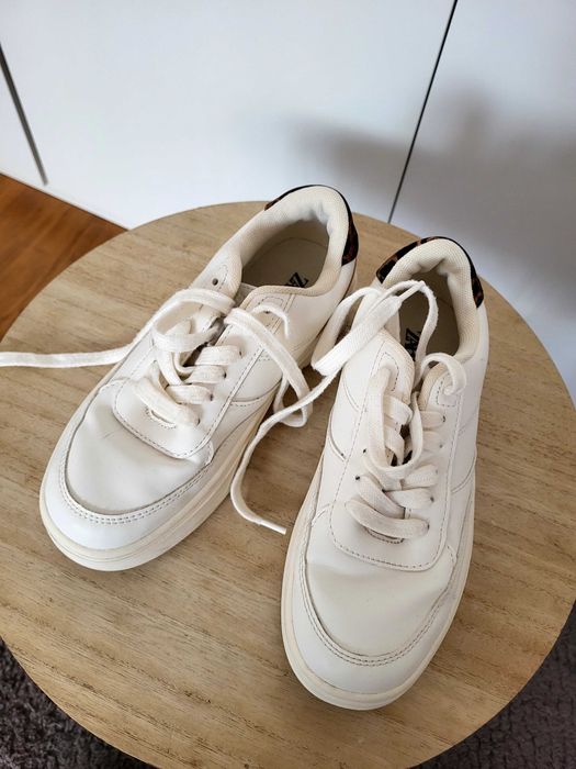 Sneakers fete zara marimea 35