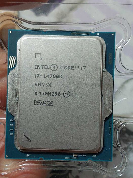 Intel Core i7 14700K процесор 20-ядрен, LGA1700 , Гаранция