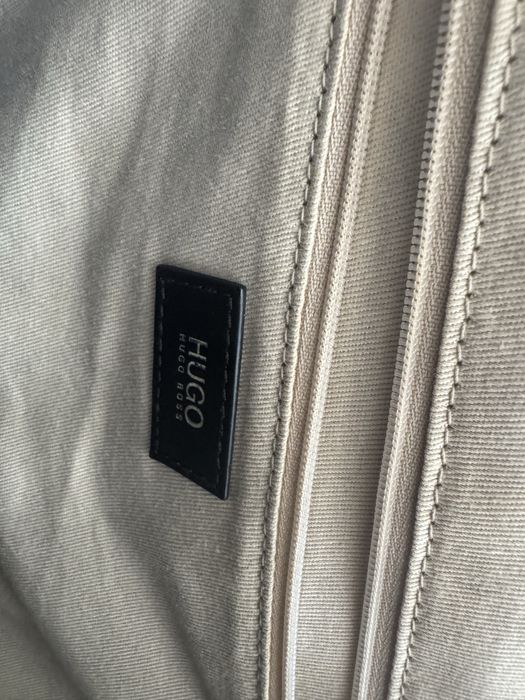 Кожена Чанта Hugo