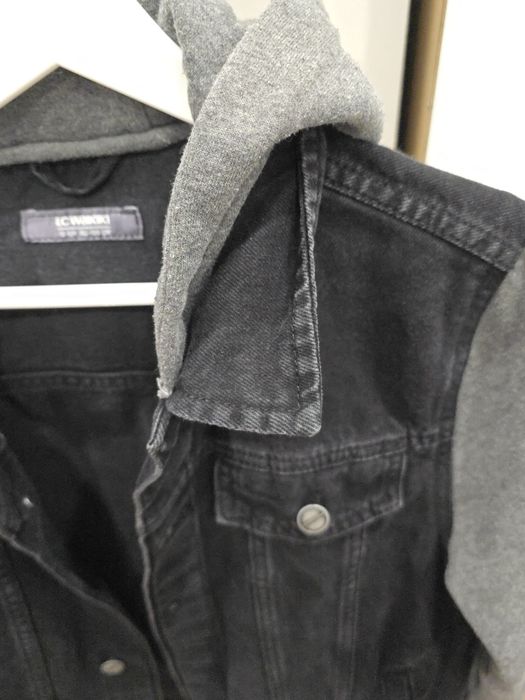 Продам джинсовую куртку