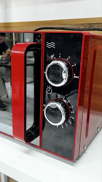 Микроволновка OURSSON