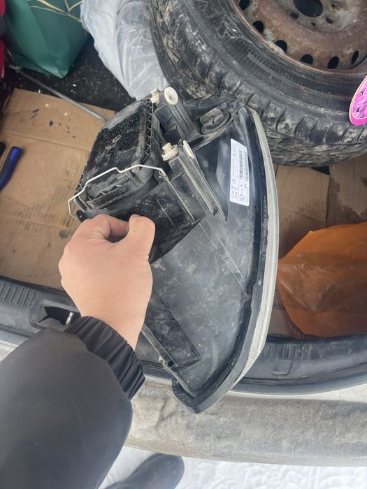 Приора фары пеереднее