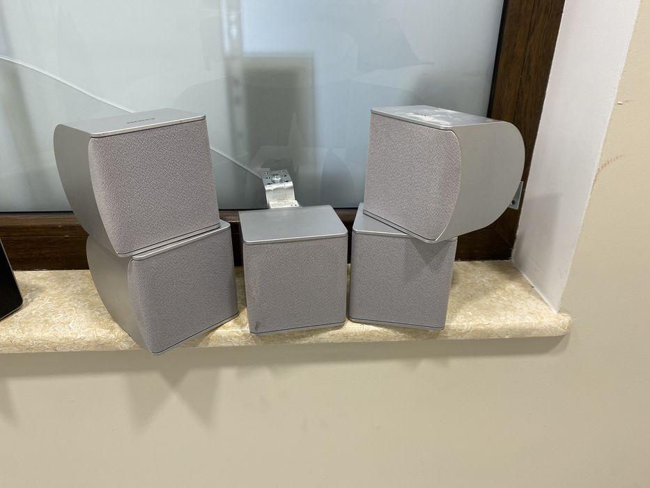 Vand boxe / sateliti + subwoofer sony