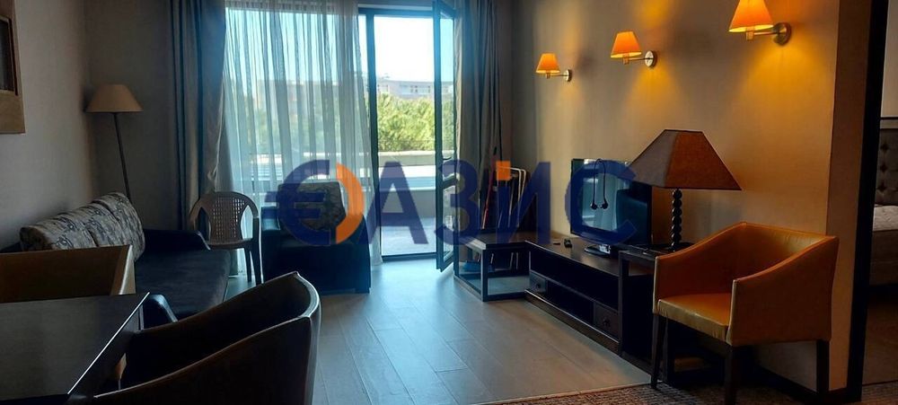 Продава се Двустаен апартамент в к.к. Слънчев бряг - 89 кв.м за 1152 €/кв.м - Снимка #1