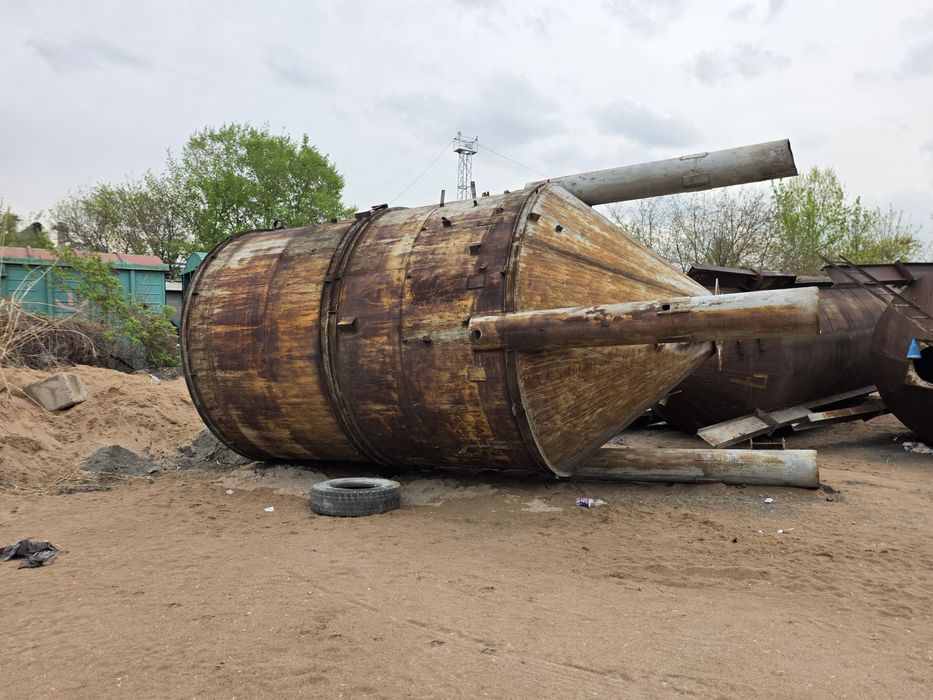 Продам силоса цементные