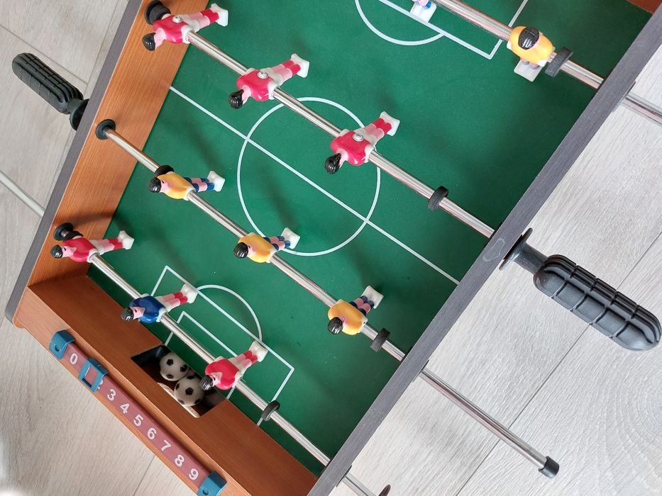 Mini Masa de Fotbal cu Teren si 12 Jucatori