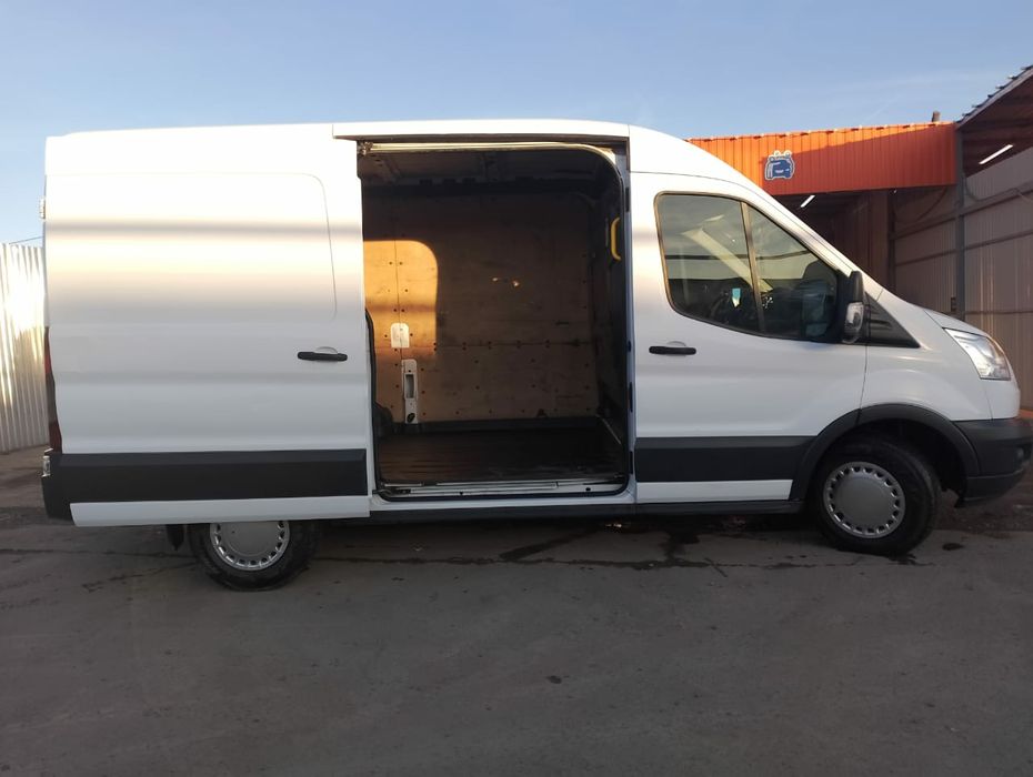 Продам грузовую машину