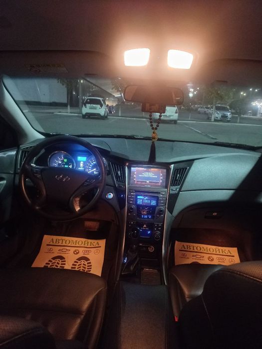 Hyundai Sonata в отличном состоянии