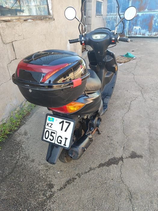 Продам скутер японский Yamaha