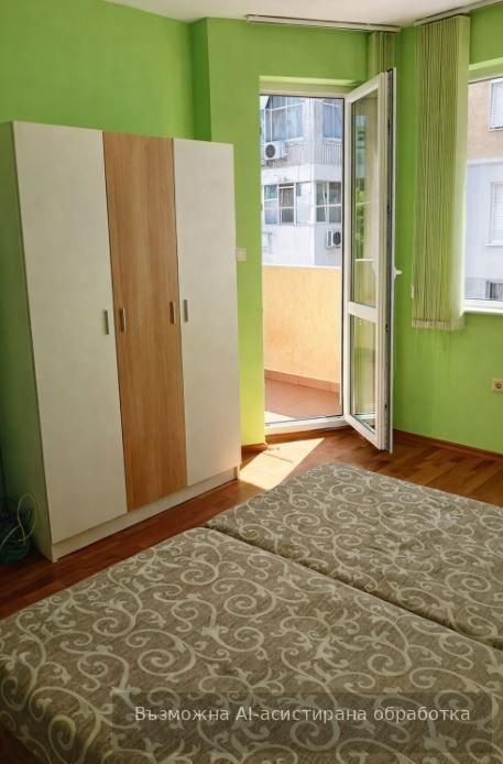 Дава се под наем Двустаен апартамент в Варна, Център - 55 кв.м за 348.84 € - Снимка #3