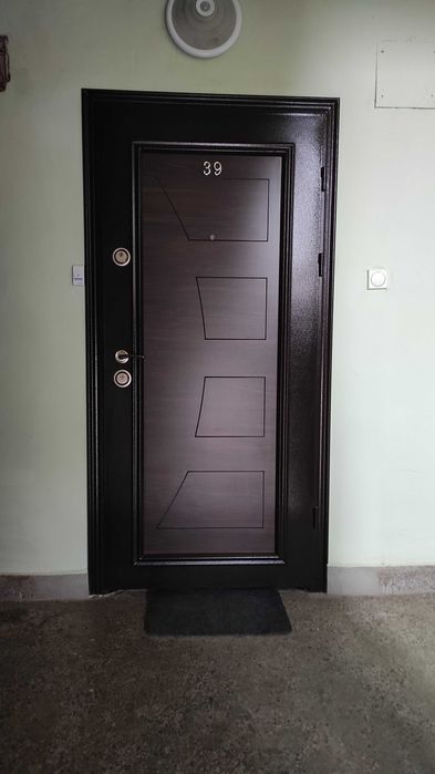 Продава се Двустаен апартамент в Перник, Изток - 66 кв.м за 1098 €/кв.м - Снимка #1