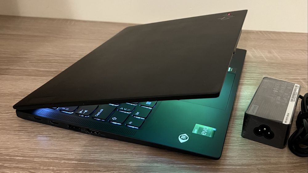 Lenovo Thinkpad X1 Carbon Gen10 i5 12th 14,2” TOUCH Portabil ! Gen8