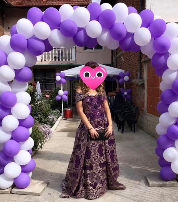 Рокля За Абитуриентки и Други Поводи