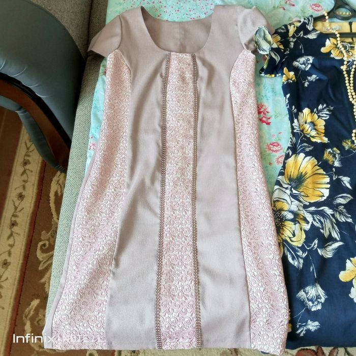 Срочно продам Платья