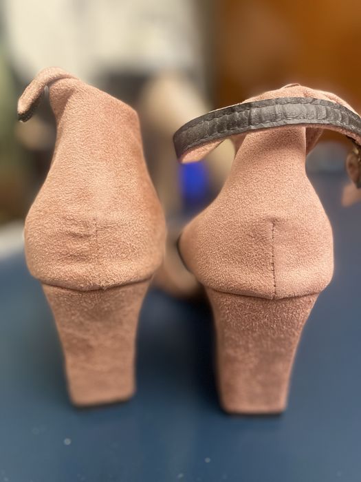 Продам туфли женские