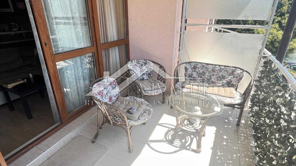 Дава се под наем Тристаен апартамент в к.к. Св.Св. Константин и Елена - 110 кв.м за 800 € - Снимка #8