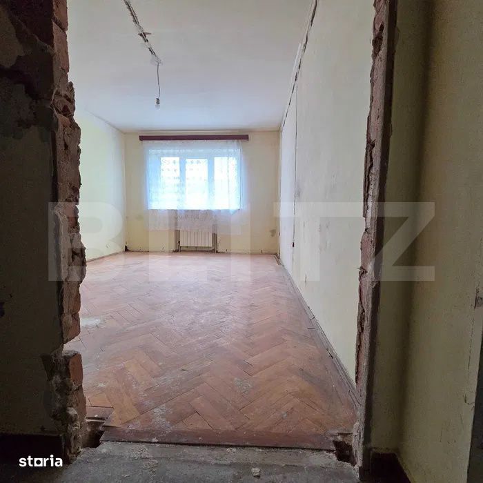 Apartament cu 3 camere, 67 mp, etaj intermediar, renovabil, George Ene — fotografia 2