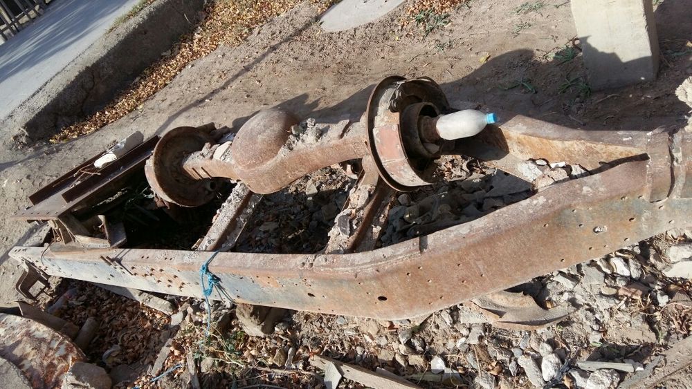 Рама  ва члок сотилади