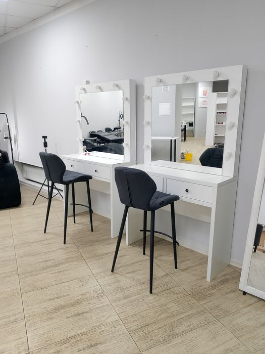 Аренда столика визажиста