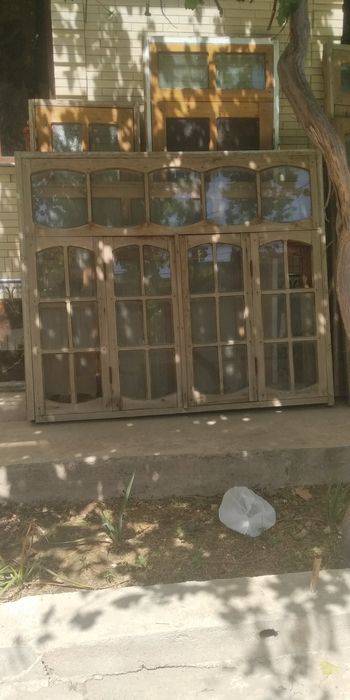 Эшик ва деразалар сотилади. Продаются деревянные окна и двери