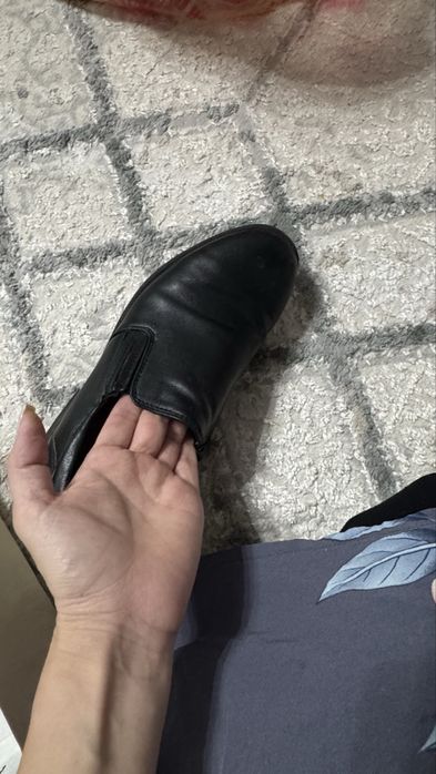 Продам женскую обувь