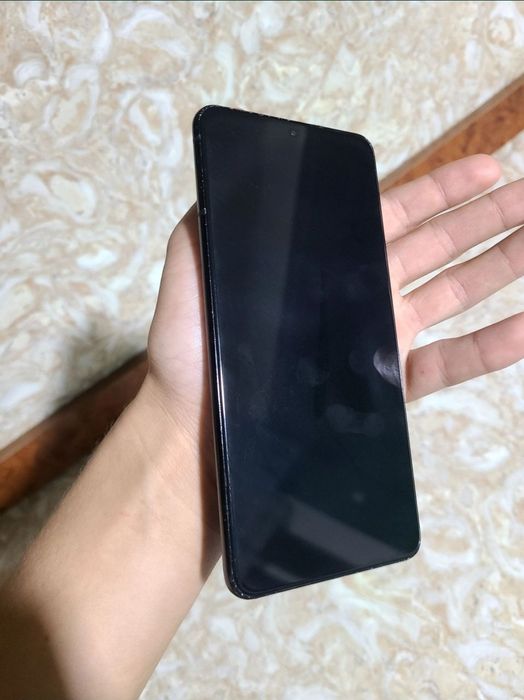 Samsung S21 plus 256 talik