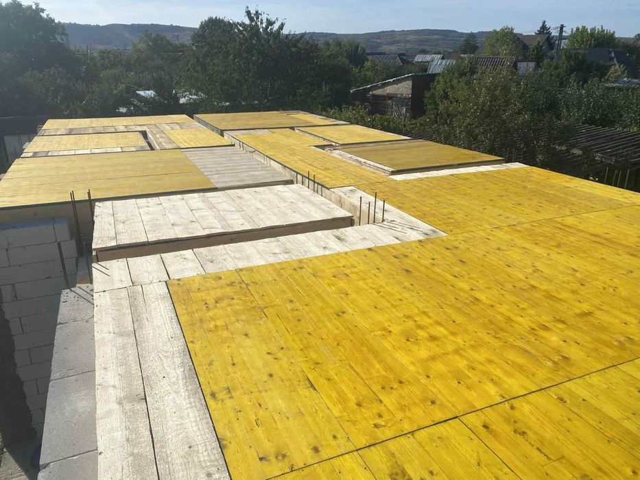 panouri galbene ( doka ), ideale pentru cofrat + remorca