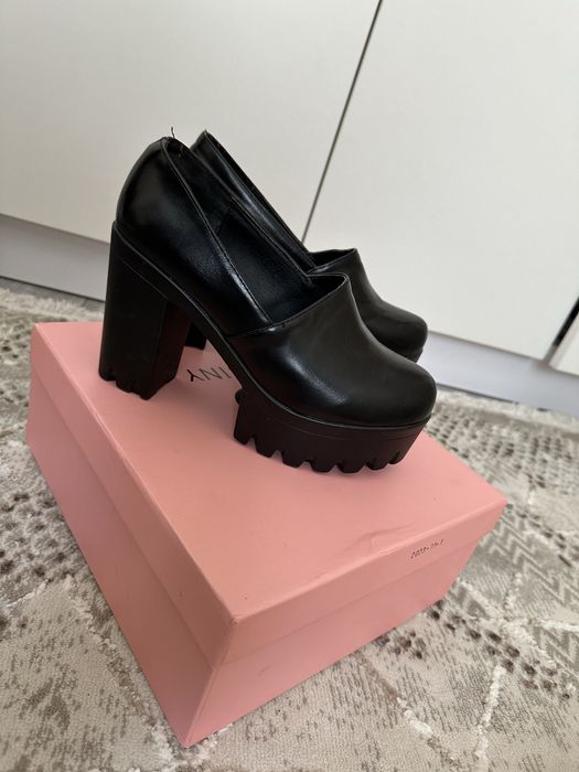 Распродажа женской обуви