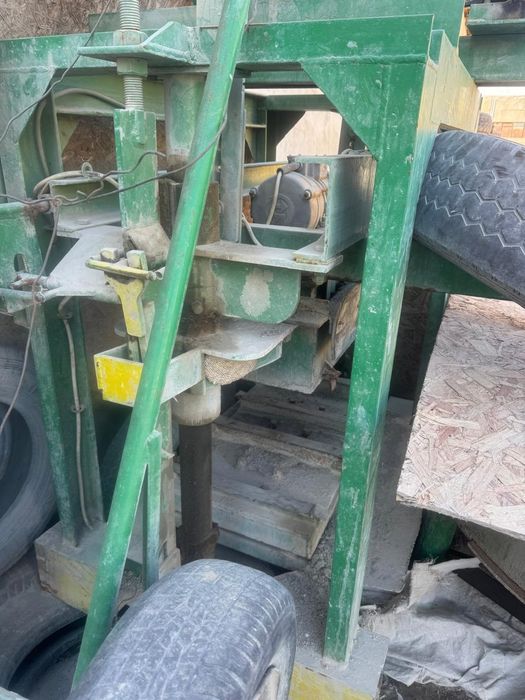 Продается пескоблочный СТАНОК