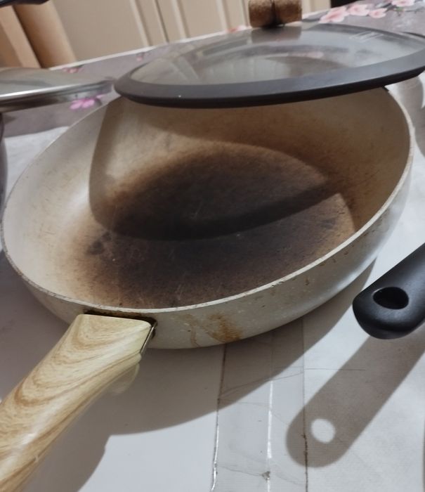 Сковородки, казаны, блинница