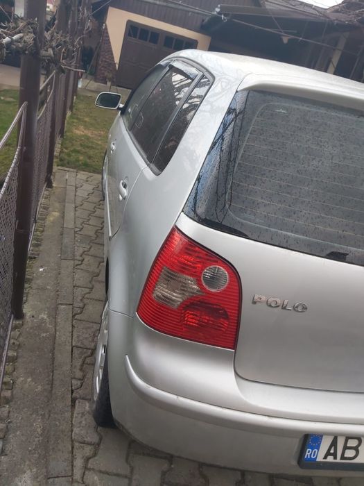 Vand VW Polo 1.2 Benzina an 2004